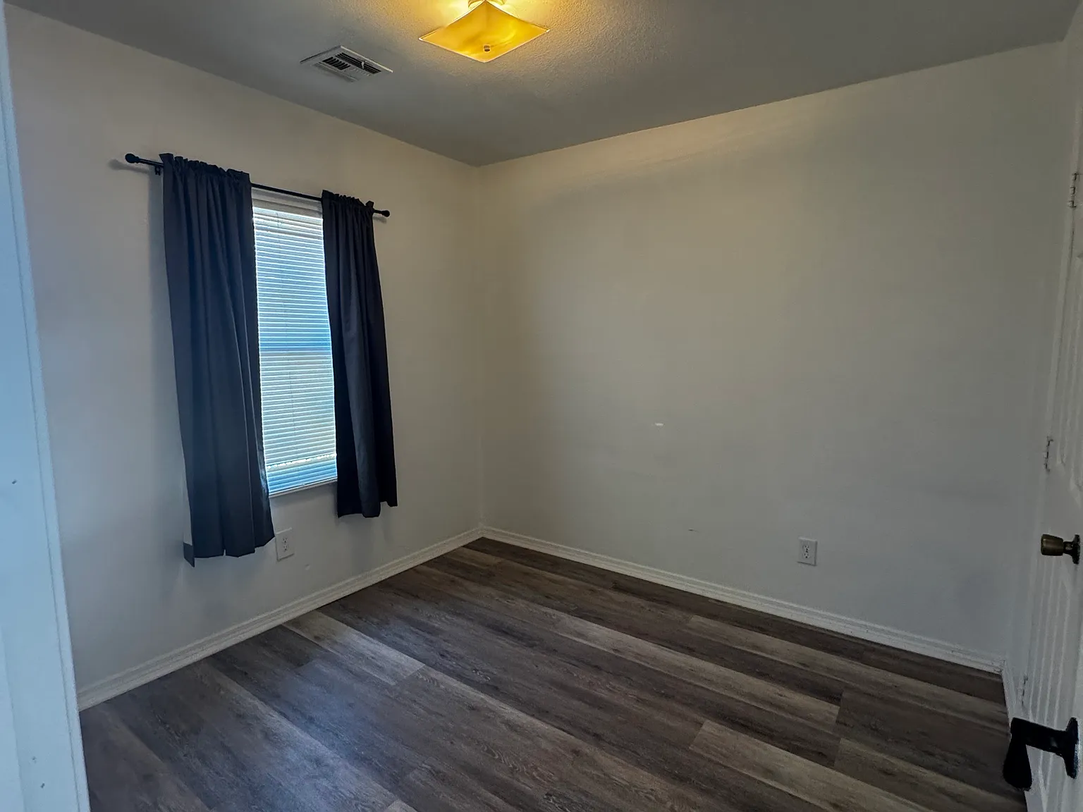 1 bed, 680 sqft, $750 — Photo 3