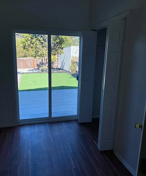 1420 Brookes Ave — Photo 12