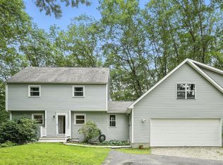 51 Sexton Hollow Rd, Canton, CT 06019