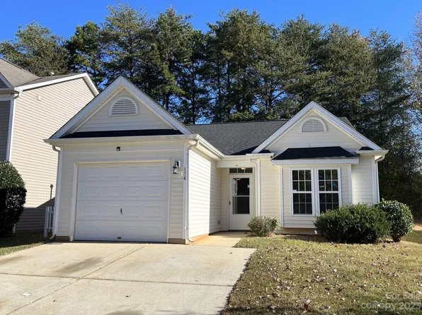 626 Tribune Dr, Charlotte, NC 28214