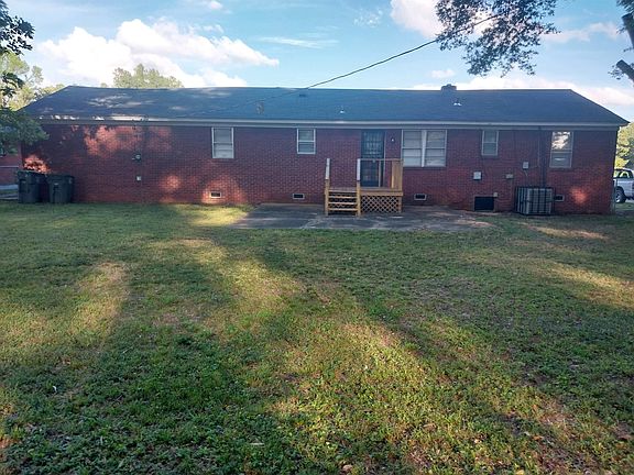 3rd image of 3811 Patte Ann Dr
