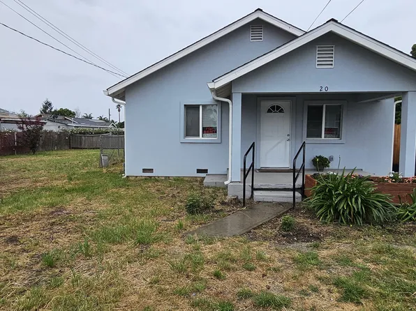 20 Airport Rd, Freedom, CA 95019