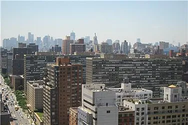 Rented by R New York