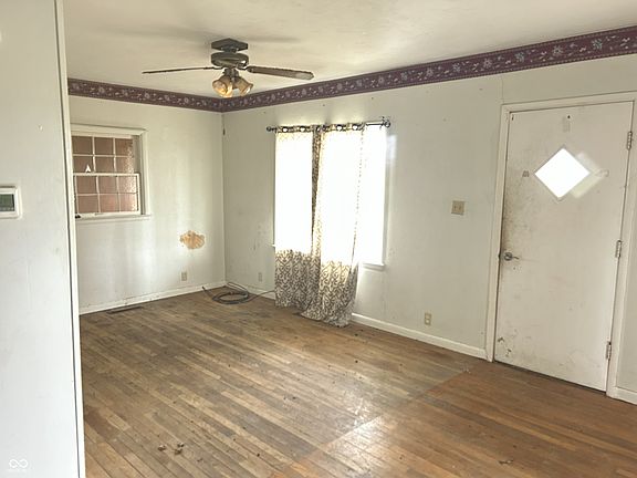 2nd image of 8137 N Raider Rd