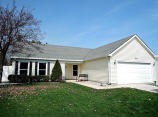 1835 Clydesdale Dr, Wheaton, IL