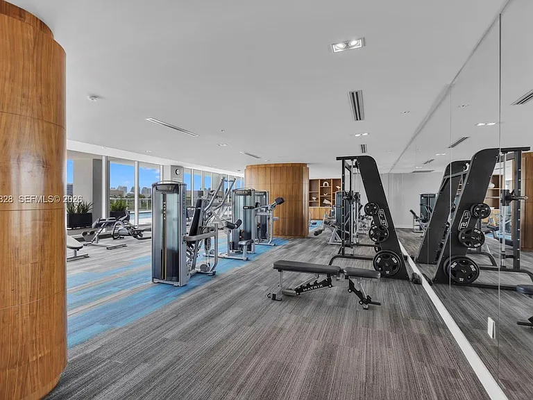 1180 N Federal Hwy #1009 — Photo 48