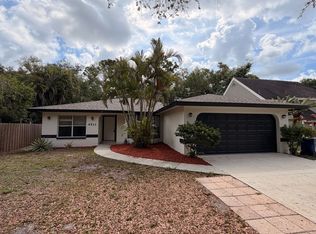 4513 Groveland Ave, Sarasota, FL 34231