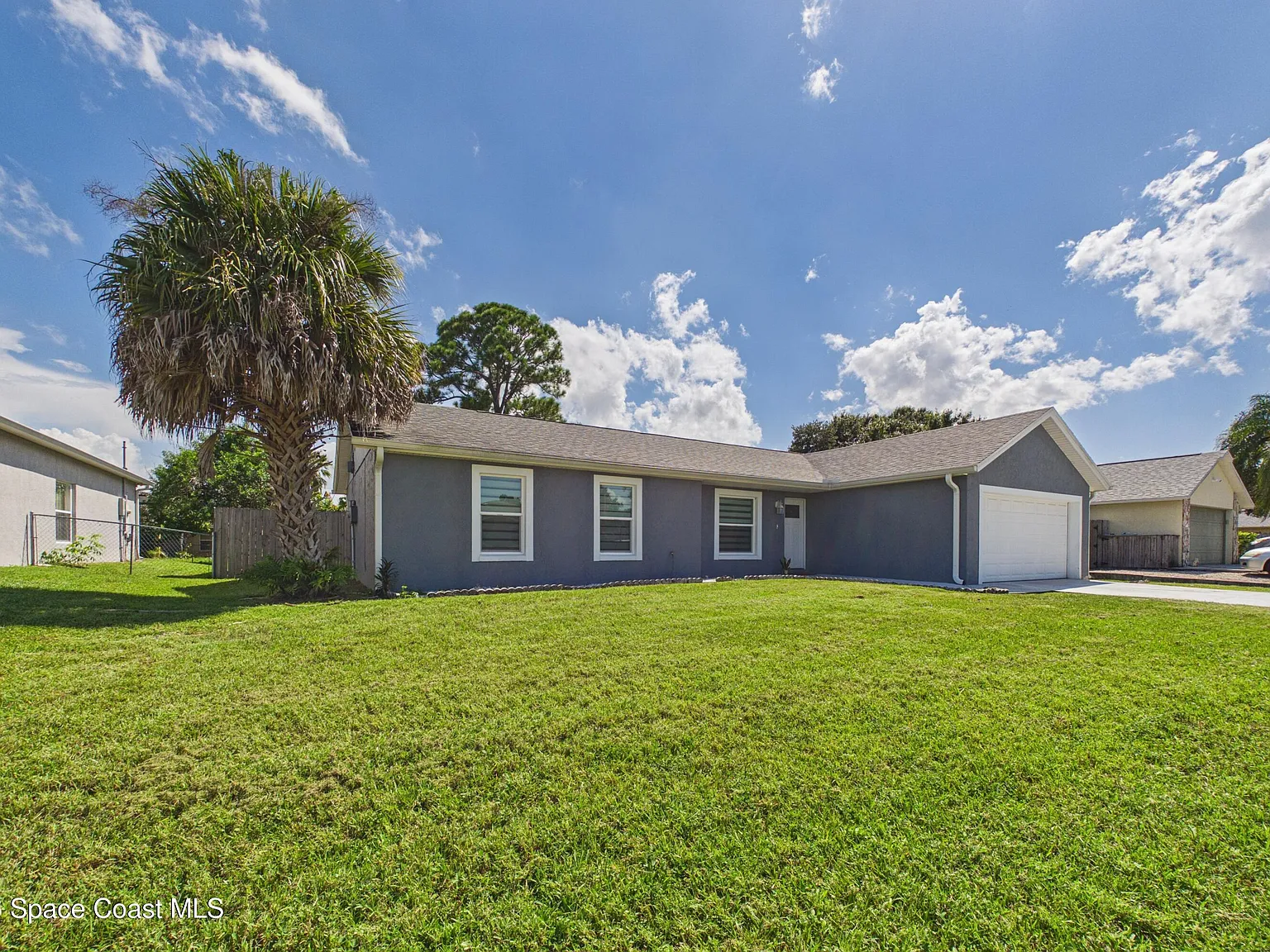 3 bed, 2.0 bath, 1314 sqft, $2,250 — Photo 2