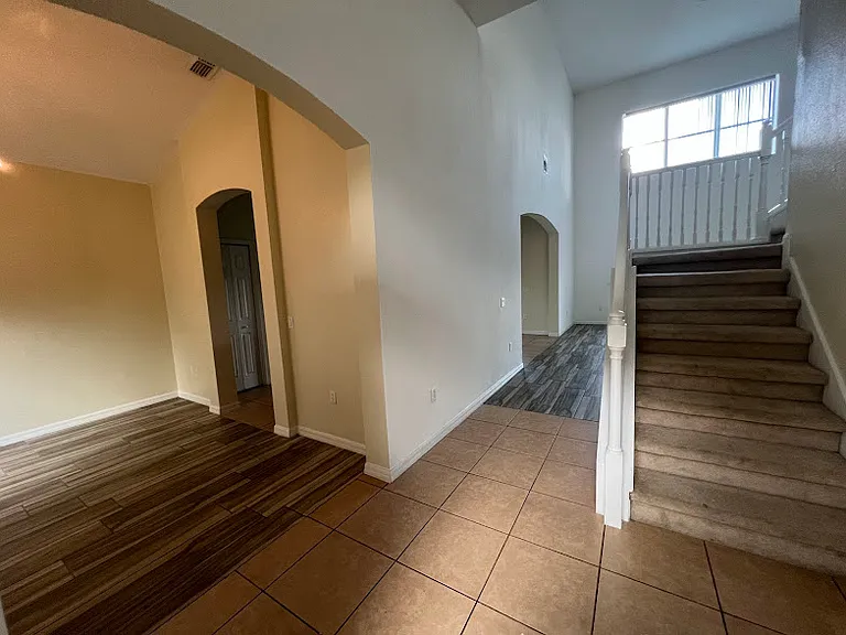 3705 Greencrest Ct — Photo 12