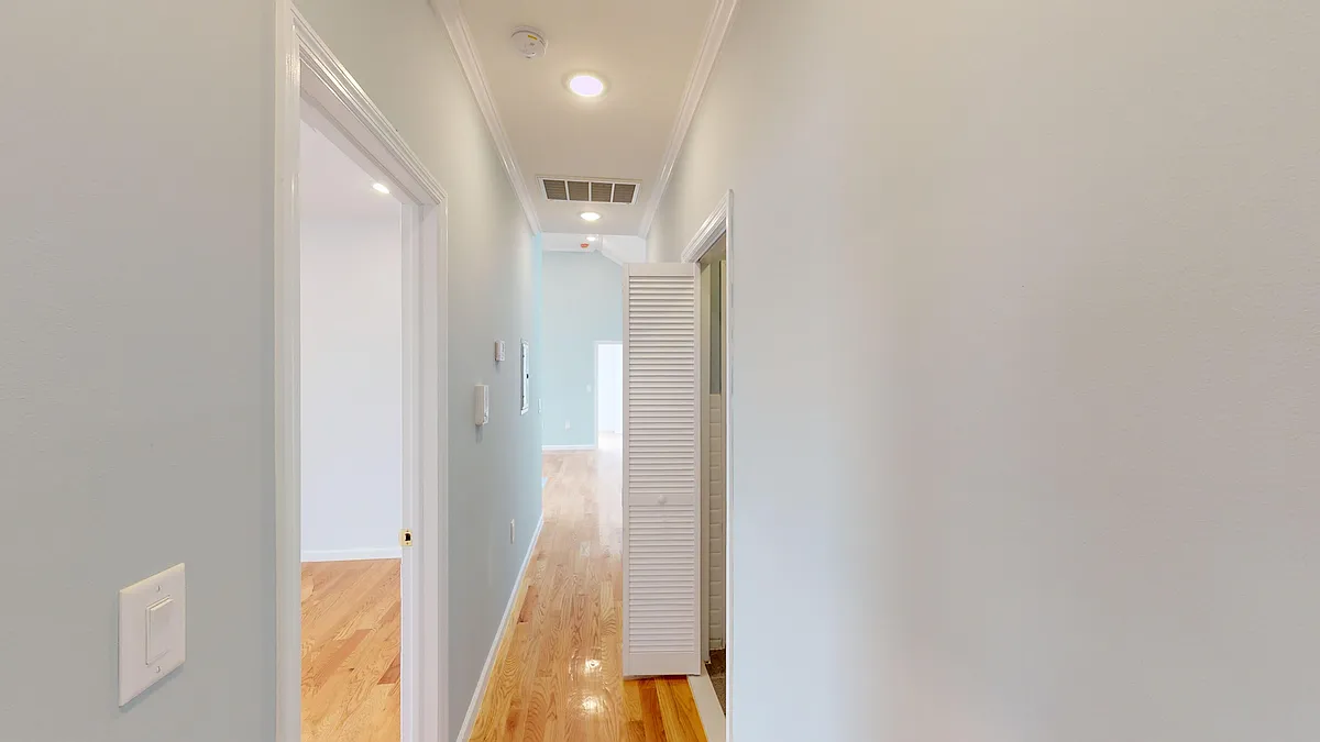 Building Photo - 336 Forrest St #2