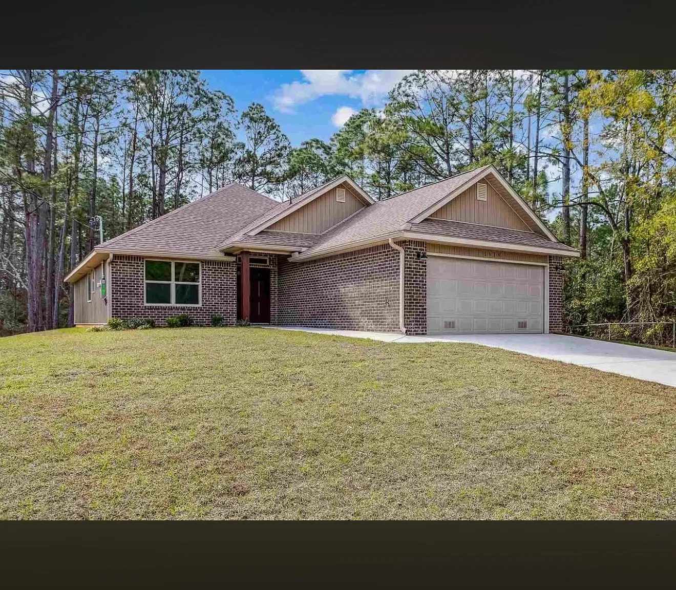 3 bed, 1600 sqft, $870 — Photo 1