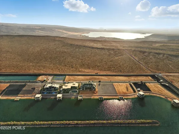 3988 S Shore Dr #49, Hurricane, UT 84737