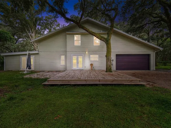 2215 Fritzke Rd, Dover, FL 33527