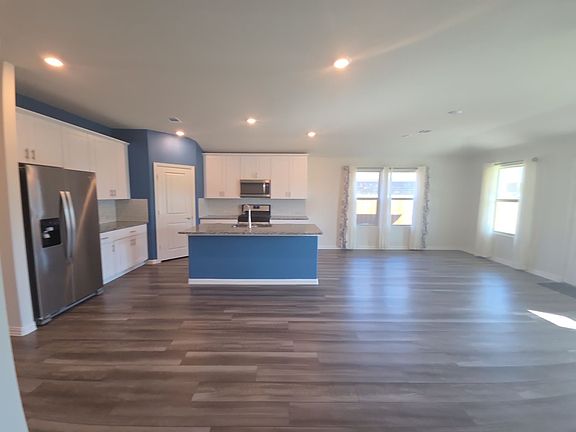 2nd image of 10549 Katalpa Dr