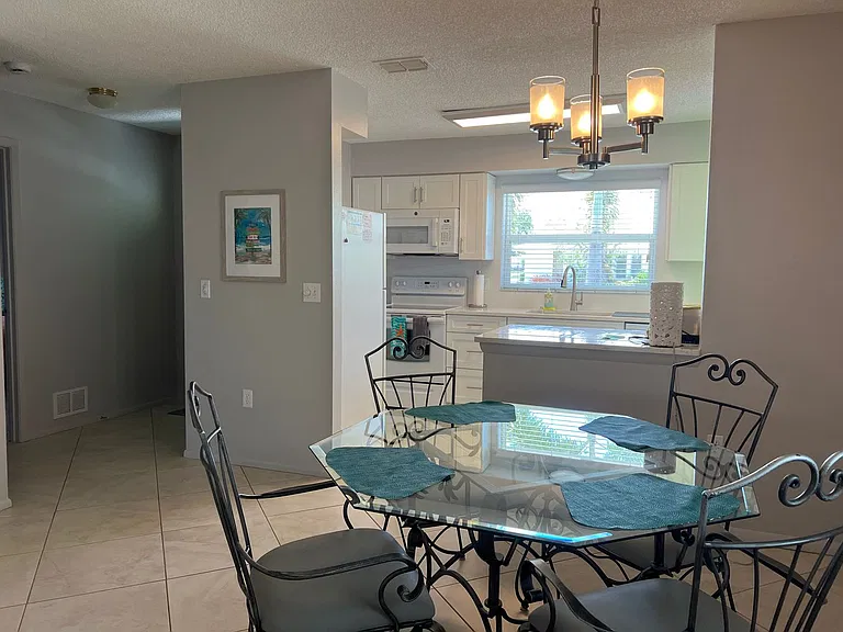 371 Circlewood Dr — Photo 11