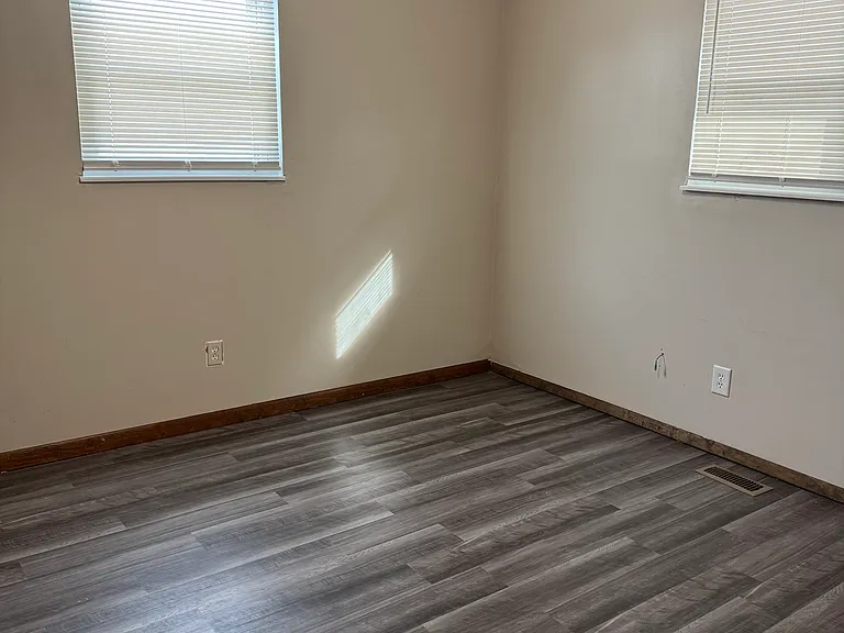 107 Bennett St #107 — Photo 11