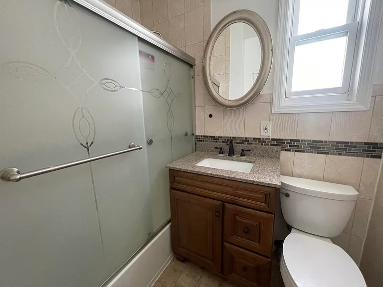 297 Fulton Ave — Photo 4