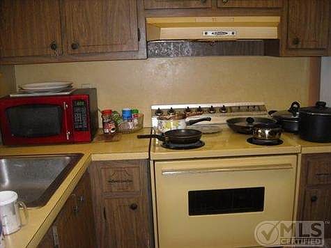 4th image of 9010 Sunrise Lakes Blvd APT 102