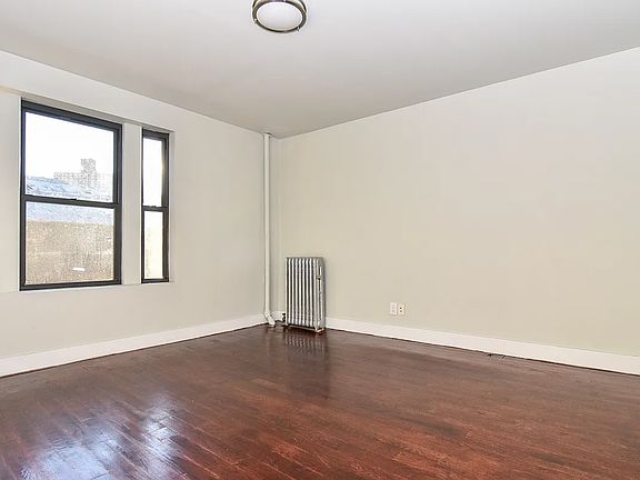 4th image of 565 W 139th St APT 31