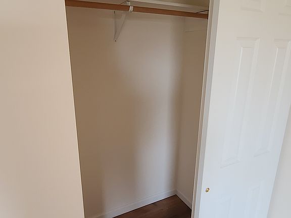 5th image of 410 S 2nd St