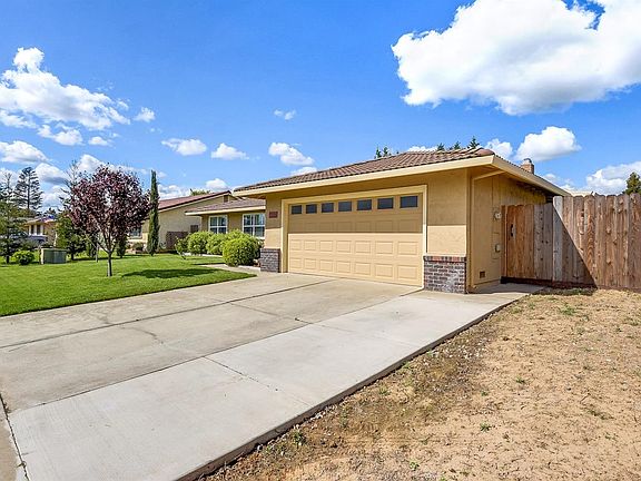 3rd image of 151 Spree Ct