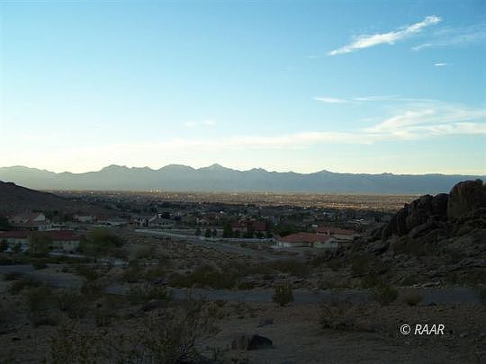 4th image of S Summit Street Apn 343 452 01