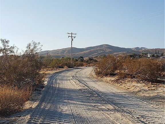 3rd image of 26 Seeley Rd