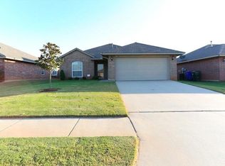 224 Tecumseh Meadows Dr, Norman, OK 73069