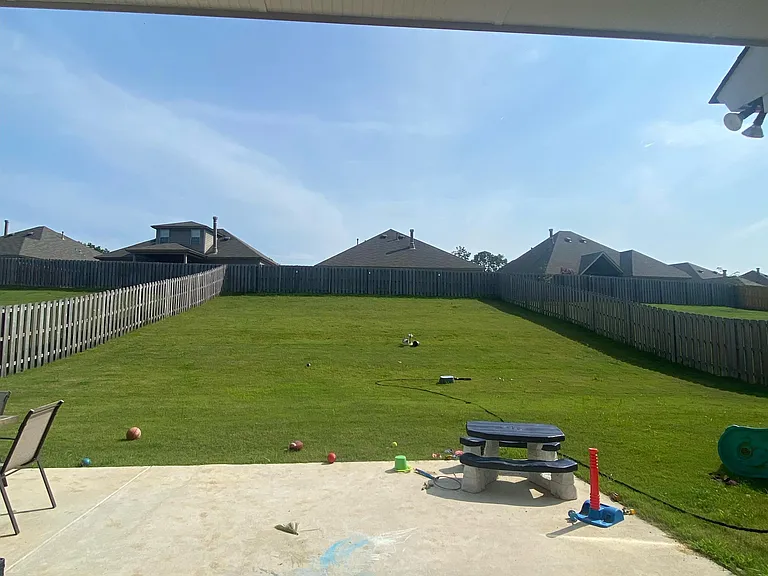 9183 Helena Dr — Photo 34
