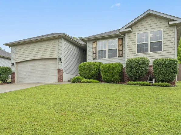 1206 S Solaira Street, Ozark, MO 65721