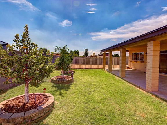 4th image of 3837 W Angela Dr