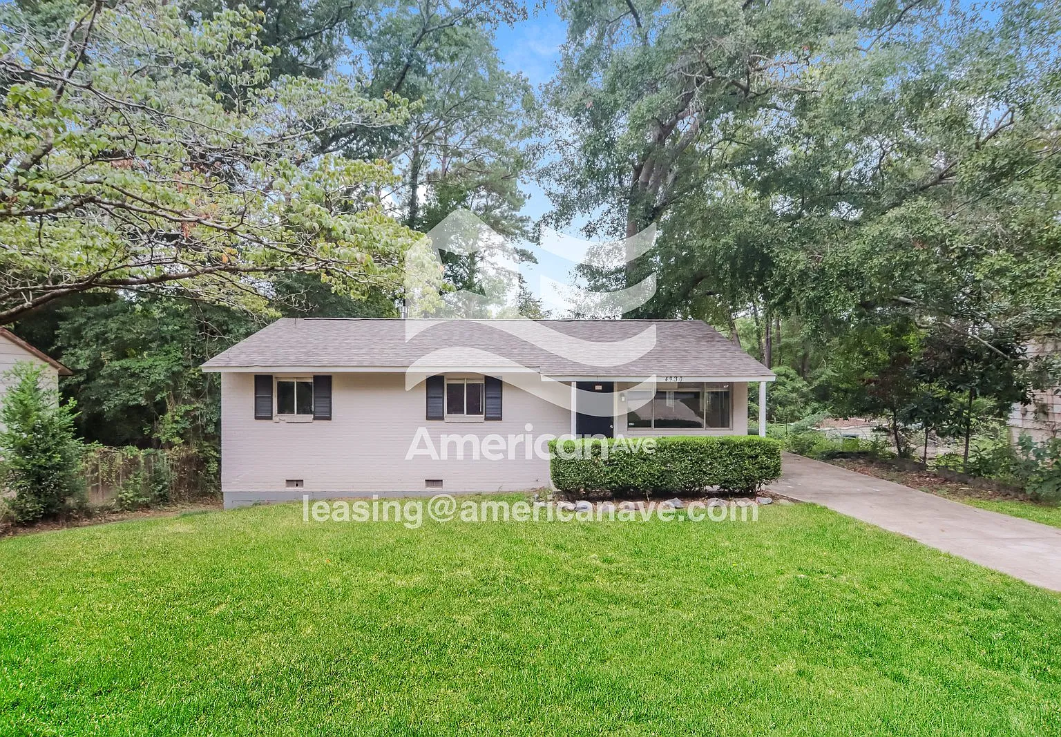 3 bed, 2.0 bath, 924 sqft, $1,023 — Photo 1