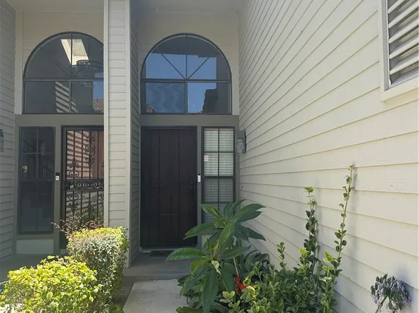 16812 Picadilly Ln, Cerritos, CA 90703