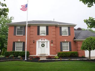 25552 Sullivan Ln, Novi, MI 48375