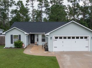 126 Cedar Circle Dr, Kingsland, GA 31548