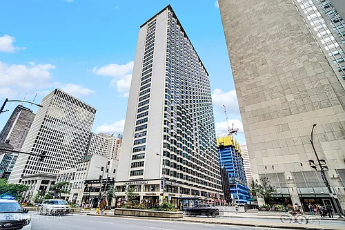 535 N Michigan Ave Photo 1