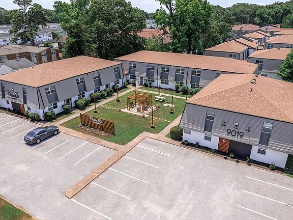 3rd image of 9019 Chesapeake Blvd Unit B01