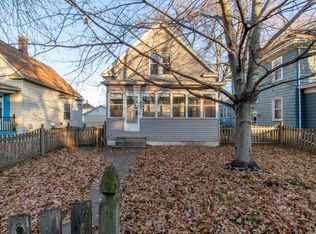 1174 25th St, Moline, IL 61265