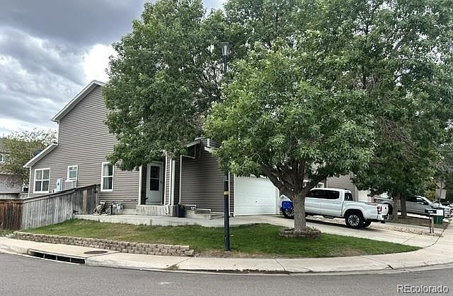 1st image of 832 Dove Avenue