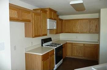5th image of 137 Meadow Bend Trl