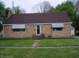 107 Randolph St, Bangor, MI 49013