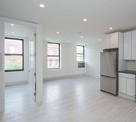 1st image of 220 Kosciuszko St #8K