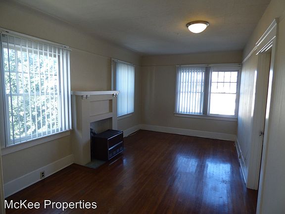 4th image of 417 Spruce St