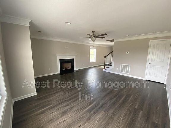 3rd image of 8013 Cambridge Reserve Dr