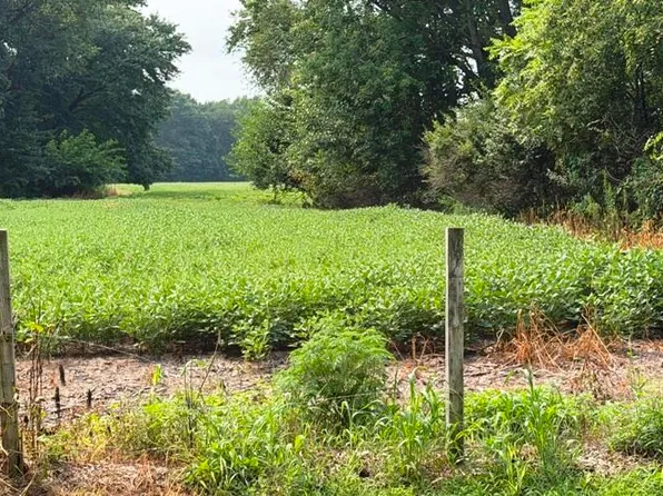 3637 N State Route 23, Grovertown, IN 46531
