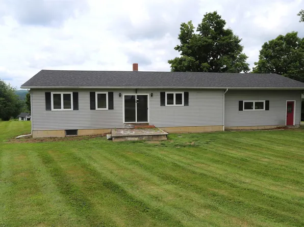 210 Water Street, Orleans, VT 05860