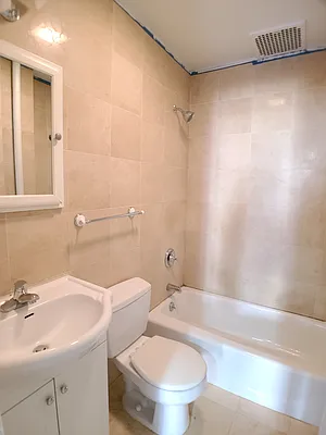 Rented by Douglas Elliman | media 24