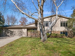1803 Chestnut Dr, Hudson, WI 54016