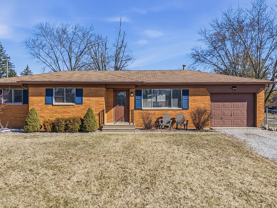 1st image of 139 Hopkins Rd