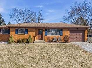 139 Hopkins Rd, Cumberland, IN 46229